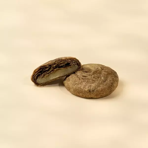 蜜香紅茶酥取用花蓮瑞穗蜜香紅茶入餡的蜜香紅茶酥，香酥可口